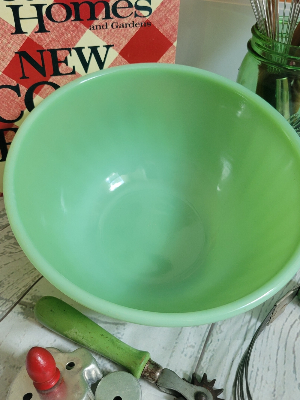 Fire King Jadeite Swirl 9" Mixing Bowl Ovenware